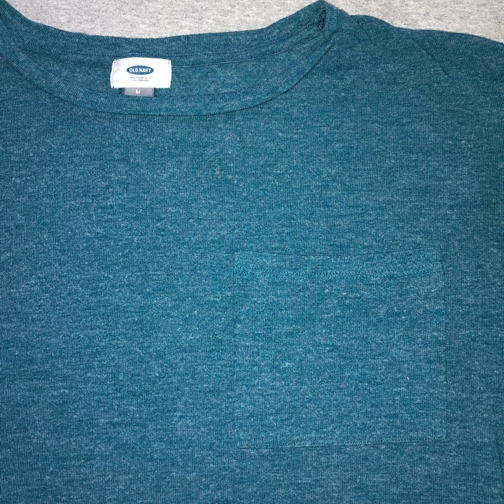 BLUE OLD NAVY LONG SLEEVE SHIRT